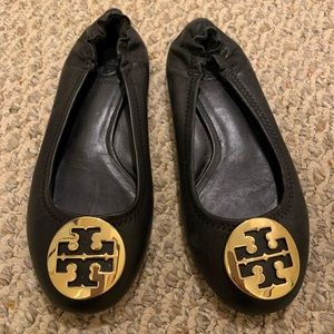 Tory Burch flats in black